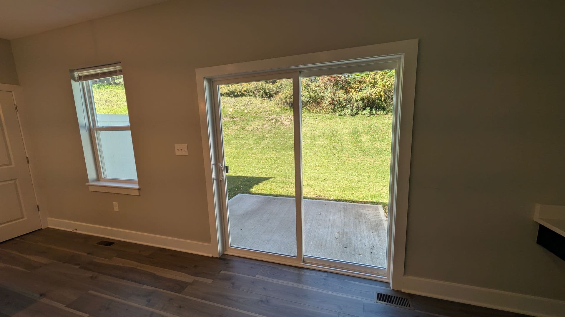 Delmont Townhome: 2006 Stefano Drive