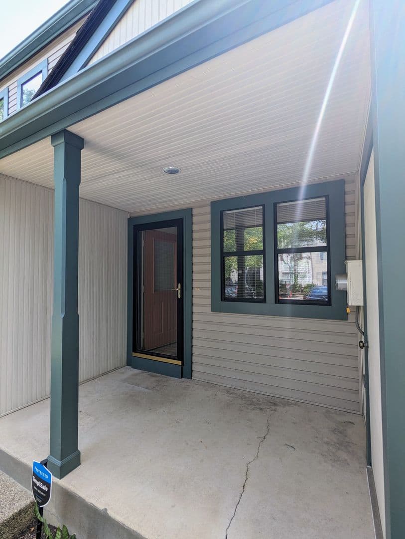 Pittsburgh Townhome: 1715 Fox Way