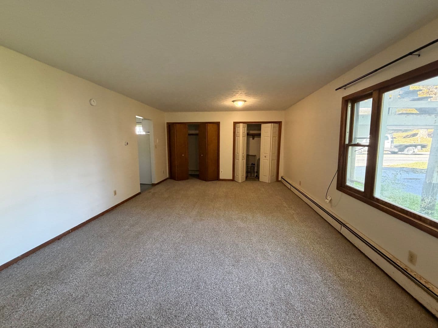 Sandy Lake Apartment: 3334-3338 N Main Street