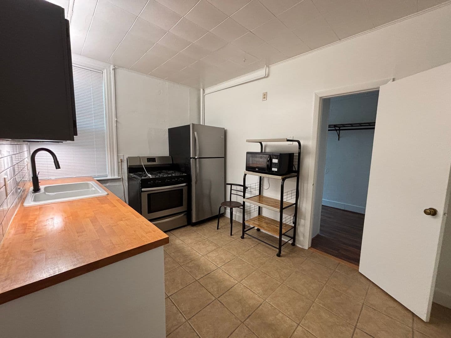 Pittsburgh Apartment: 2 Shady Dr W
