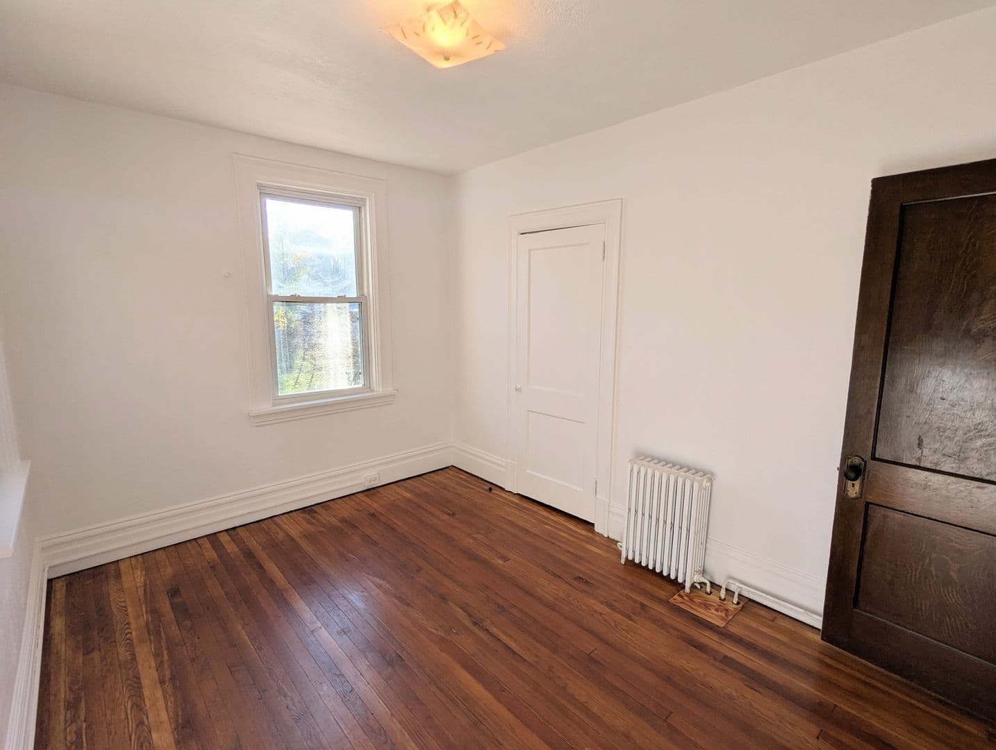 Pittsburgh House: 303 Labelle St