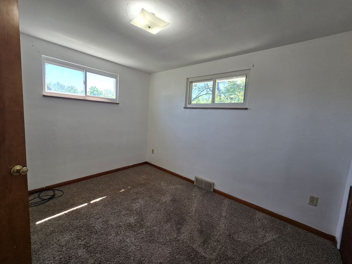 PITTSBURGH House: 6388 SALTSBURG ROAD