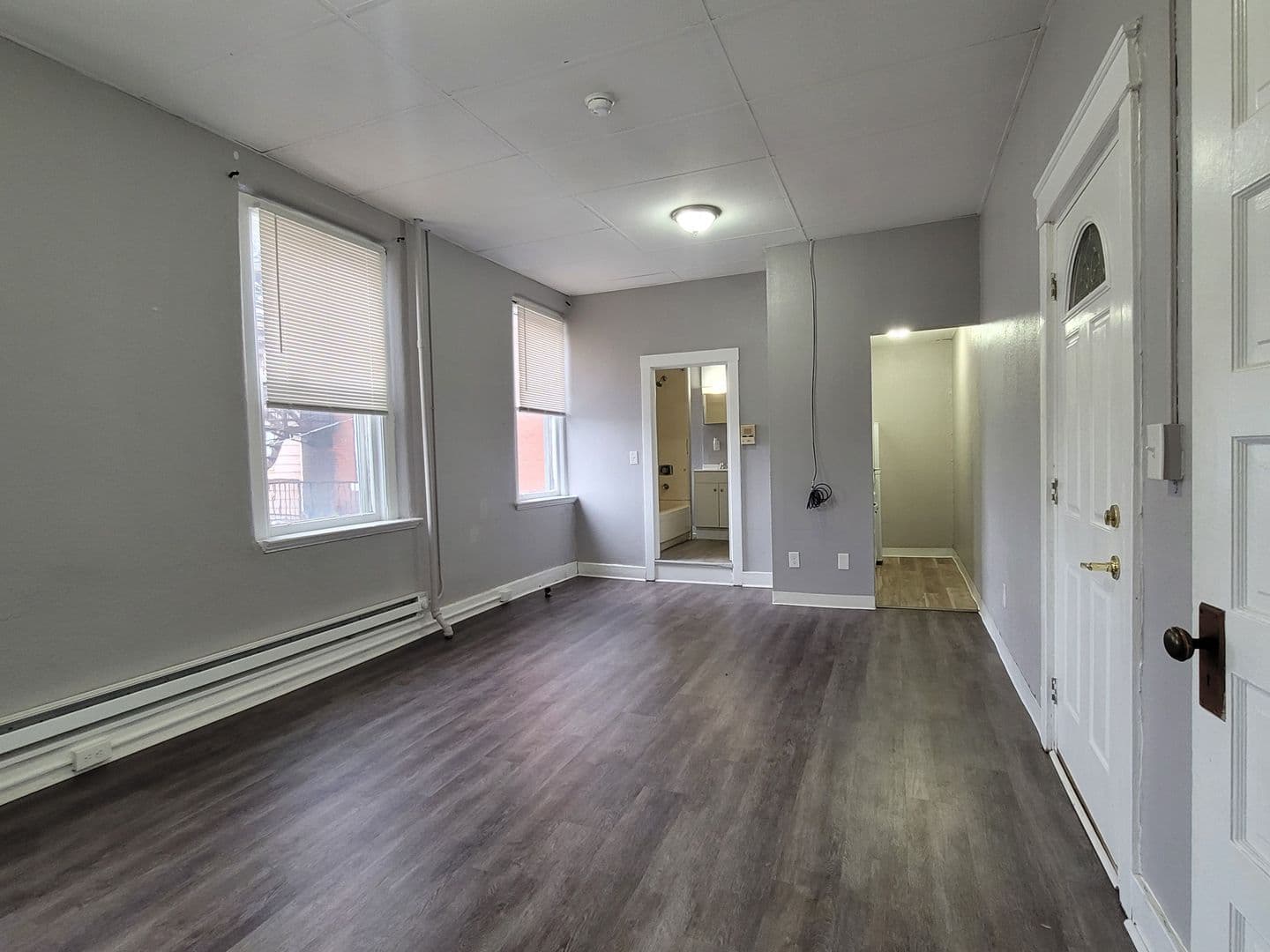 Washington Apartment: 395 Donnan Avenue