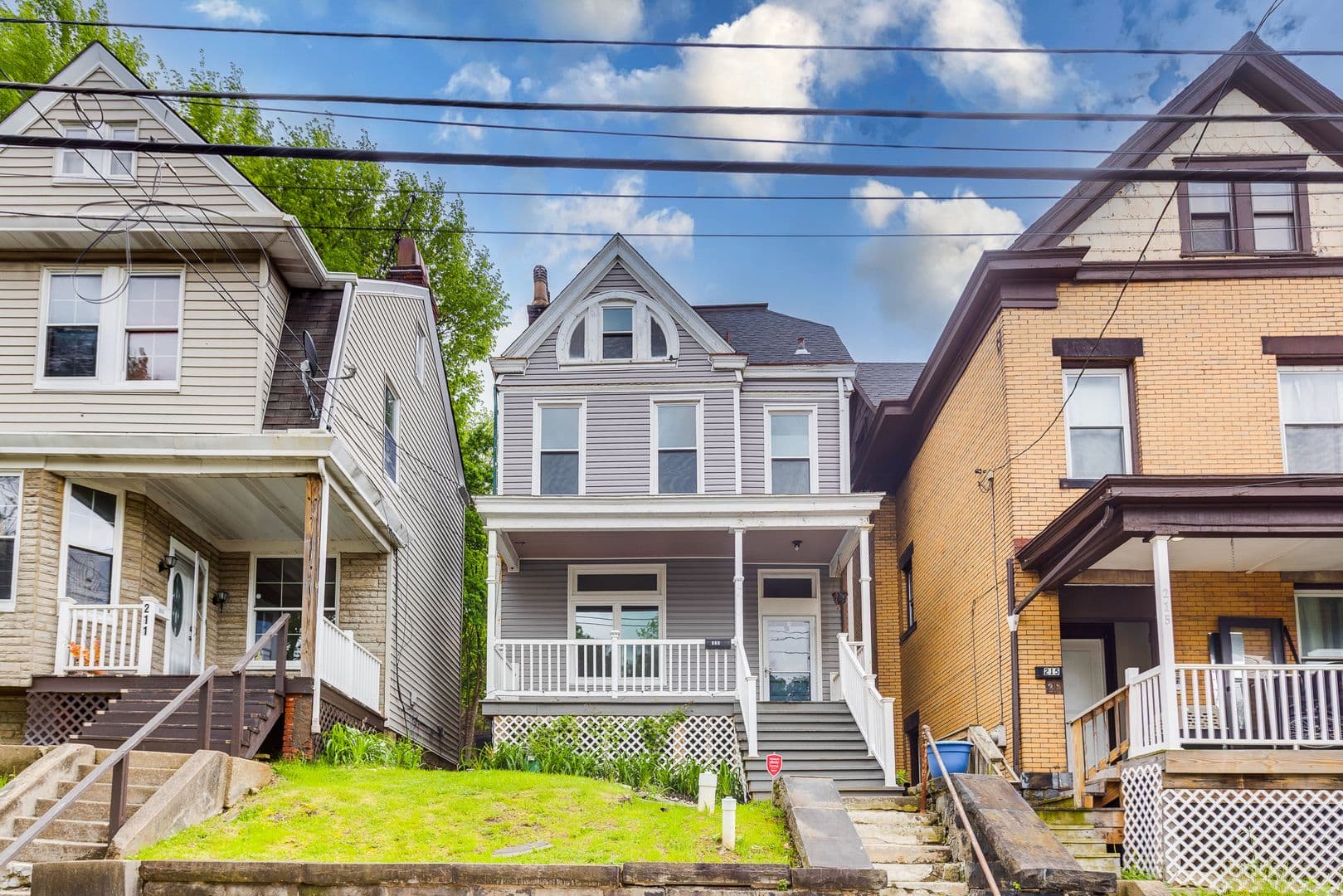 Pittsburgh House: 213 W. Burgess Street