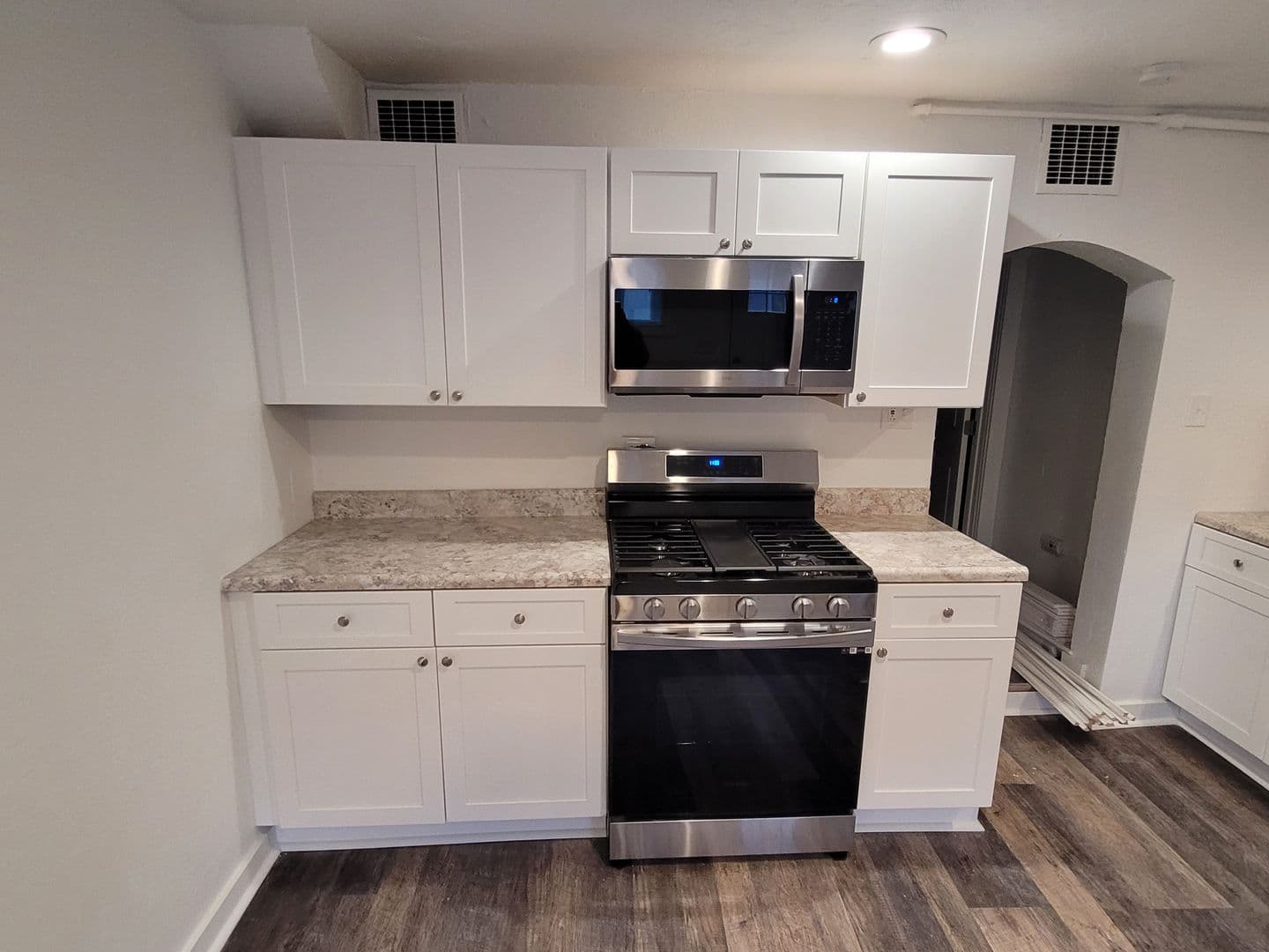Pittsburgh House: 1146 Woods Run Avenue