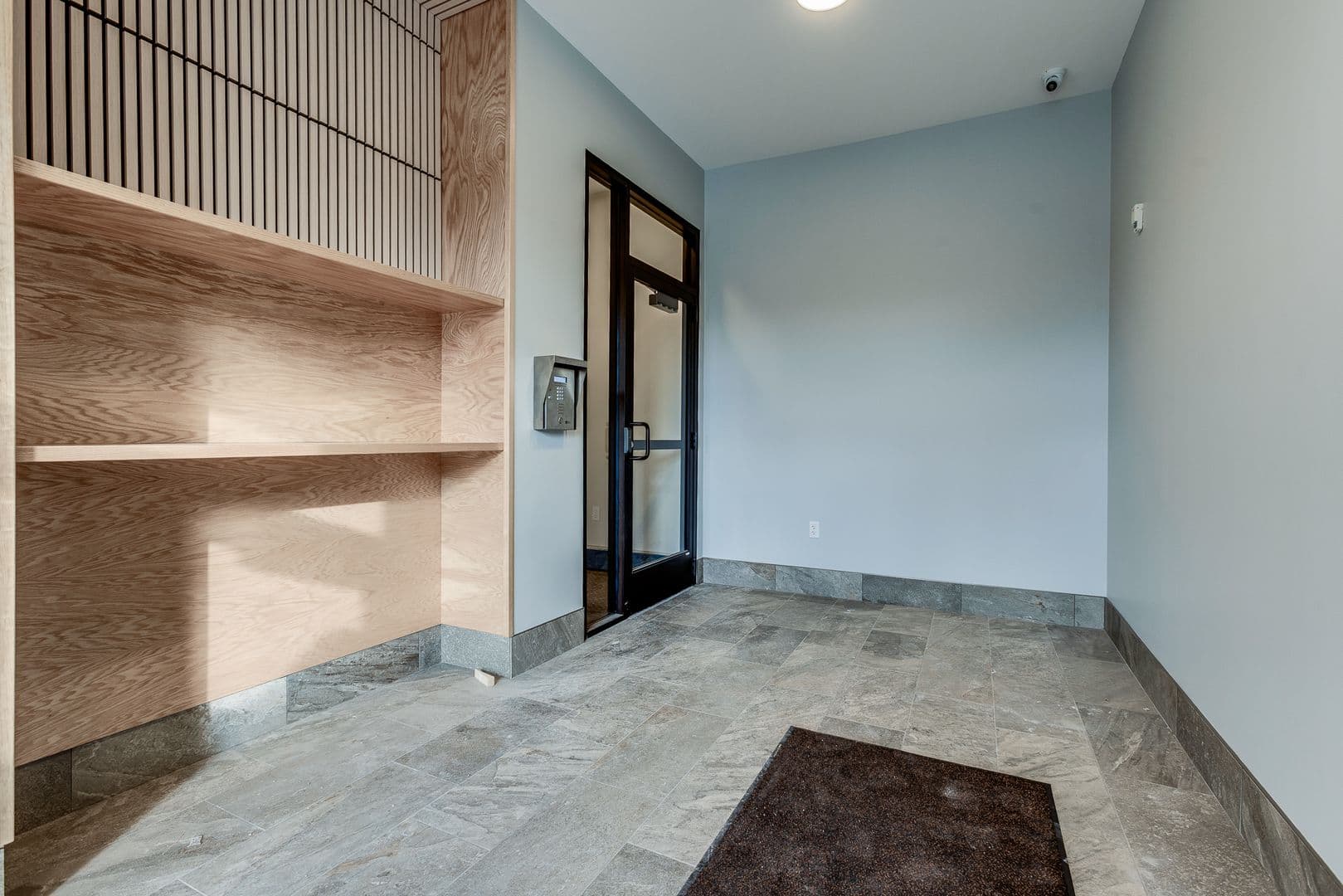 Coraopolis Apartment: 200 Grant Dr.