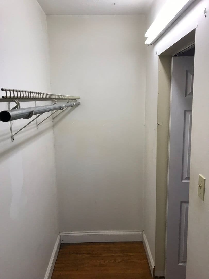 Ellsworth Apartment: 27 South Main Street