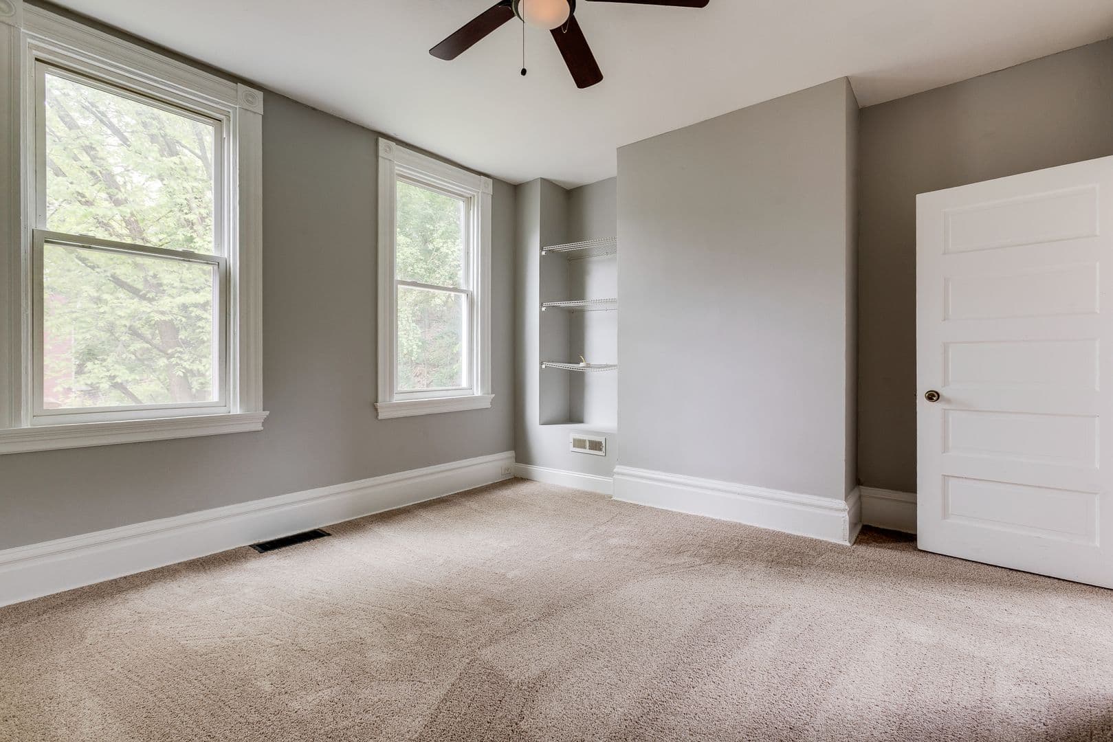 Pittsburgh House: 213 W. Burgess Street