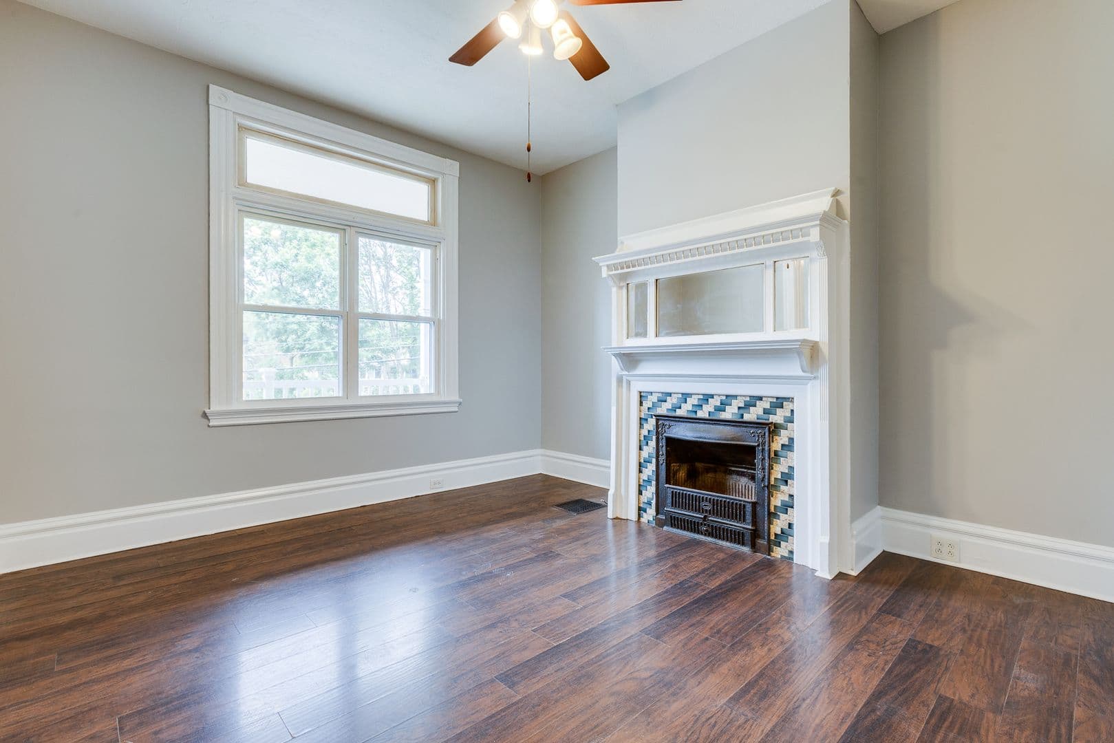 Pittsburgh House: 213 W. Burgess Street