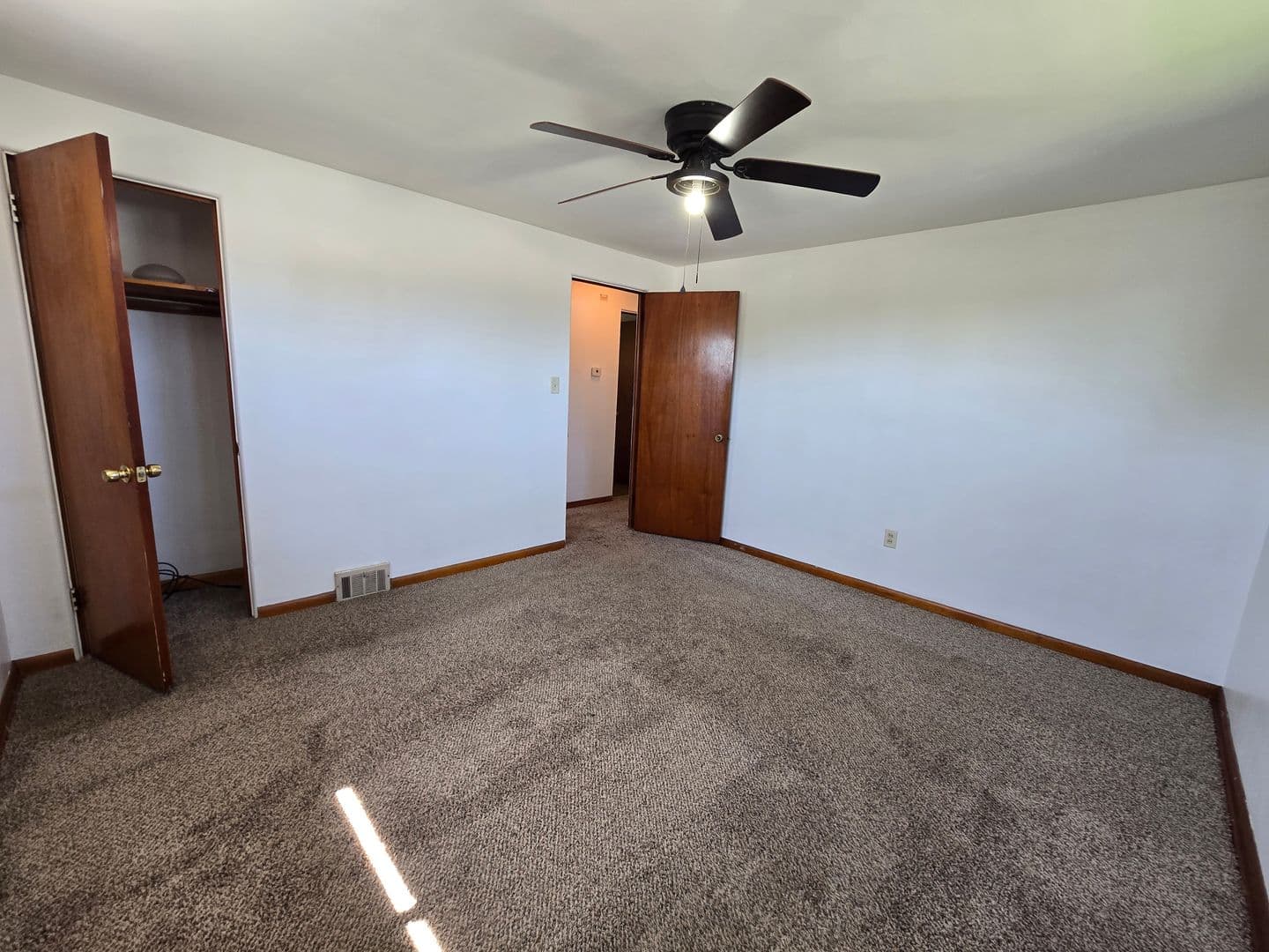 PITTSBURGH House: 6388 SALTSBURG ROAD