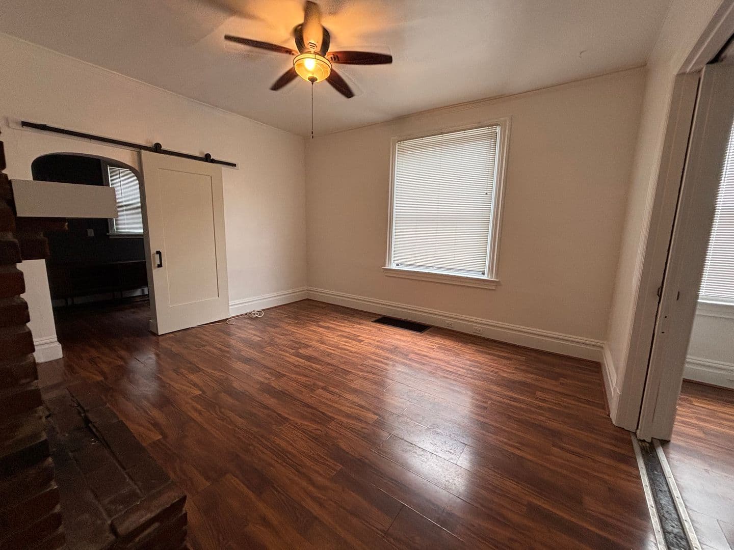 Pittsburgh Apartment: 2 Shady Dr W