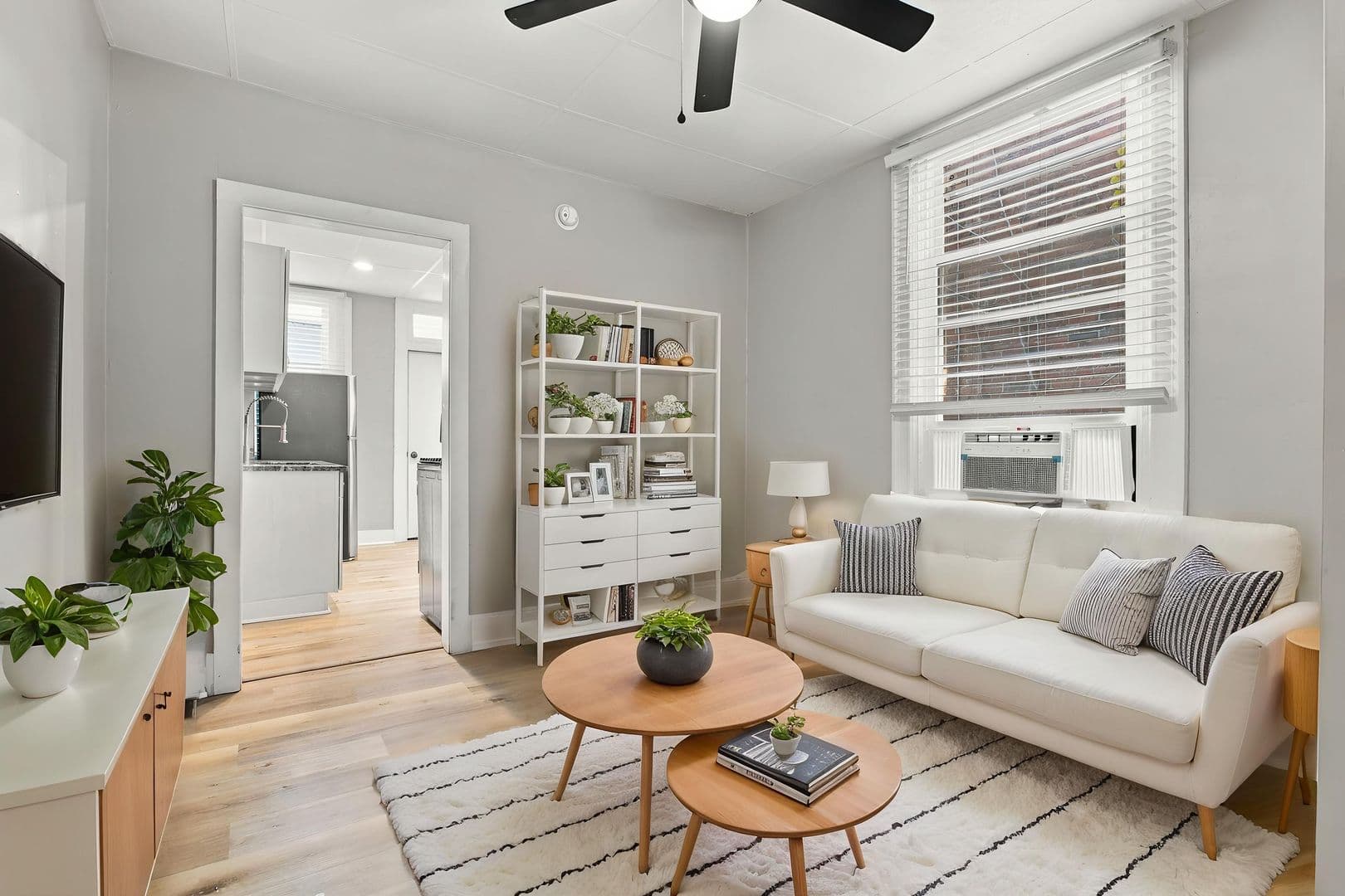 Pittsburgh Apartment: 4807-4811 Yew Street