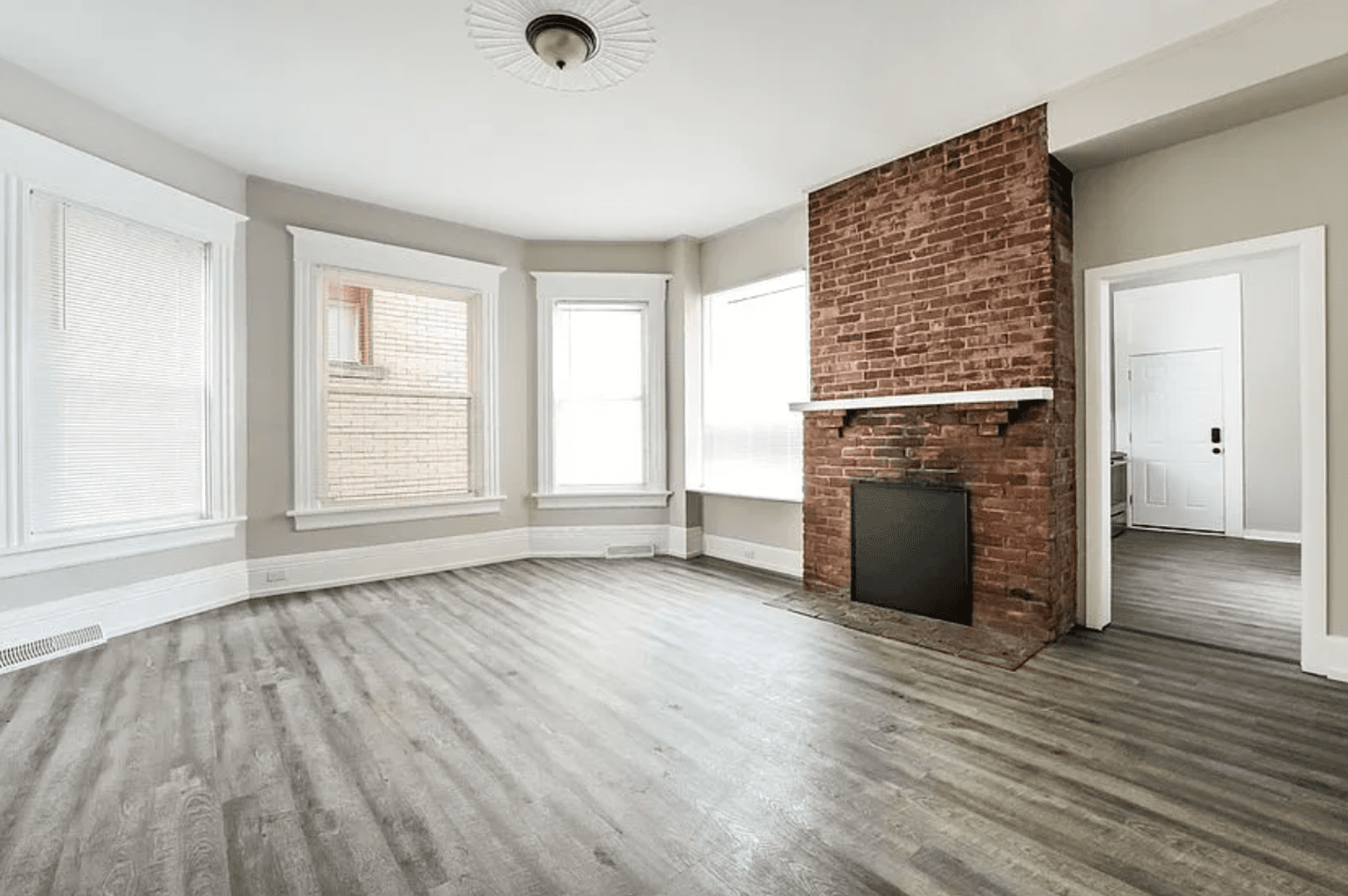 Pittsburgh Apartment: 520 Ivy Street