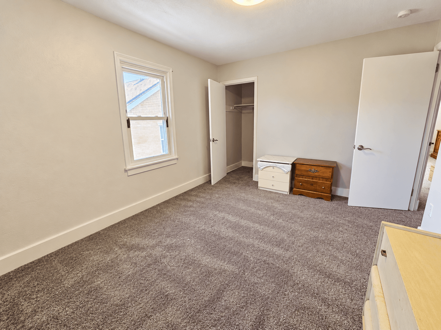 Pittsburgh Apartment: 319-321 E Agnew Ave