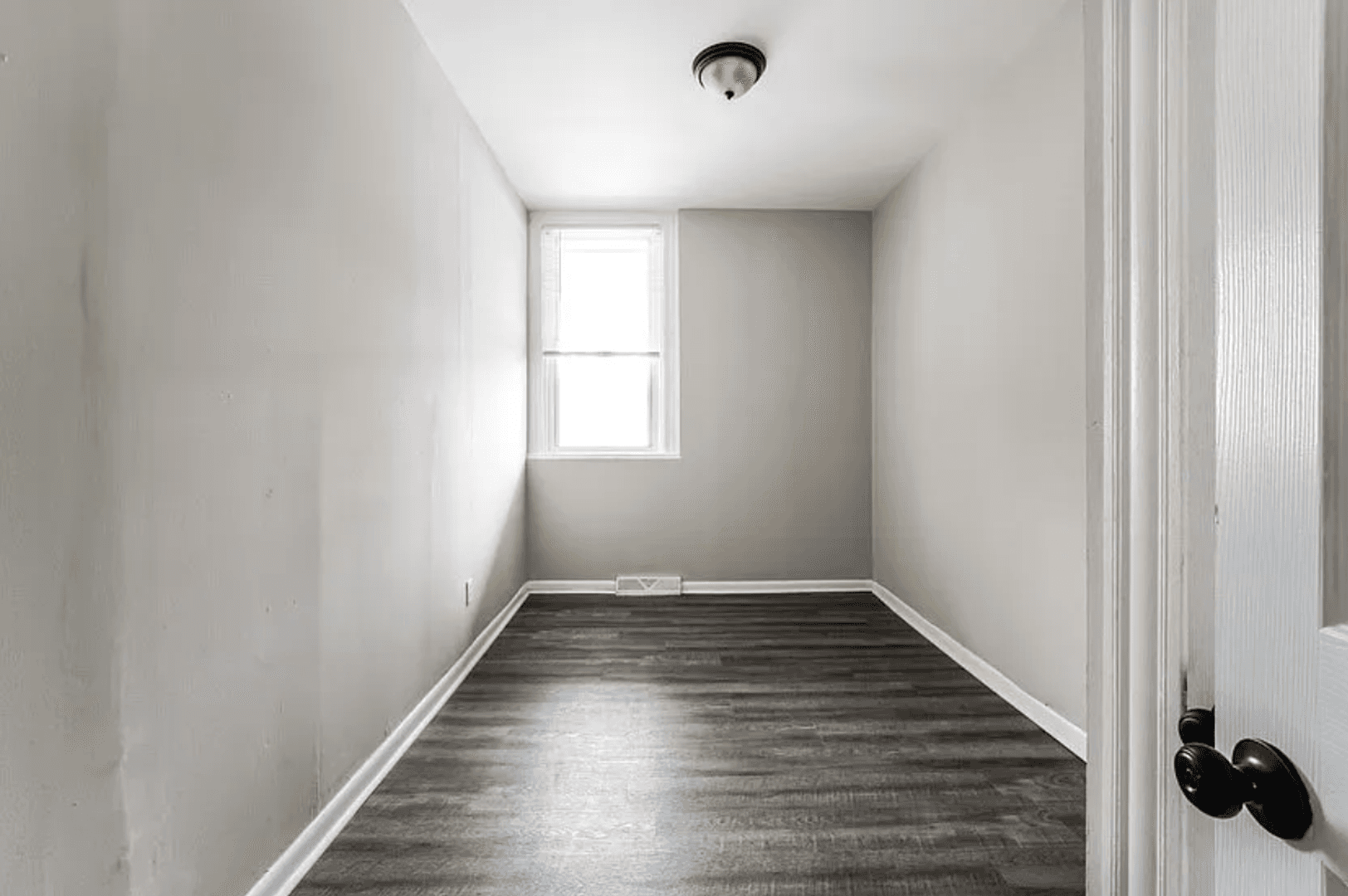 Pittsburgh Apartment: 520 Ivy Street