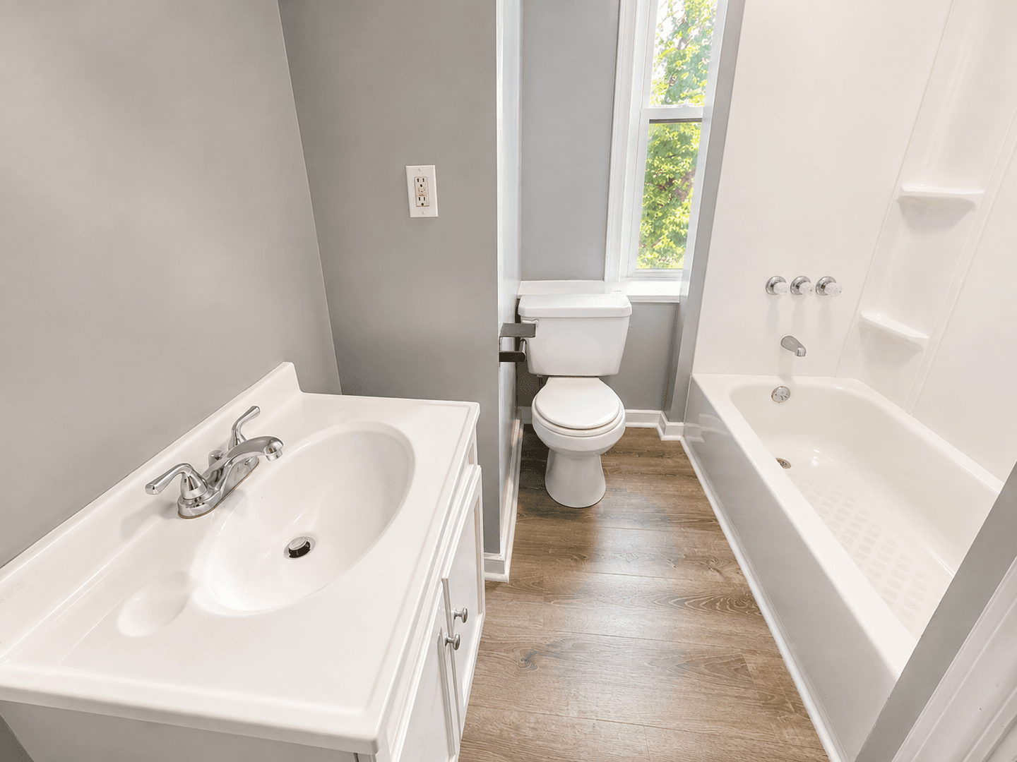 PITTSBURGH Apartment: 94-96 Stratmore St