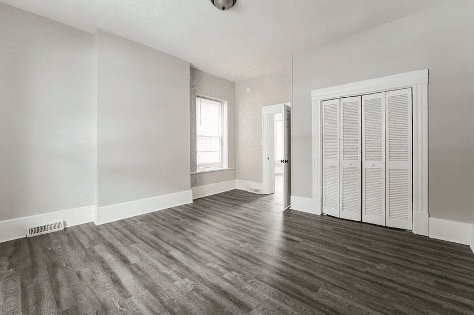 Pittsburgh Apartment: 520 Ivy Street