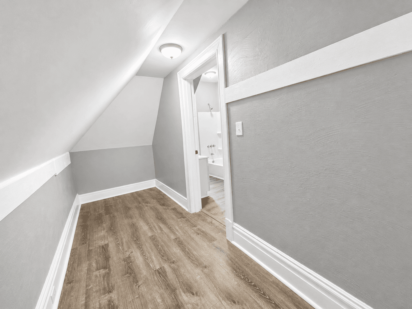 PITTSBURGH Apartment: 94-96 Stratmore St