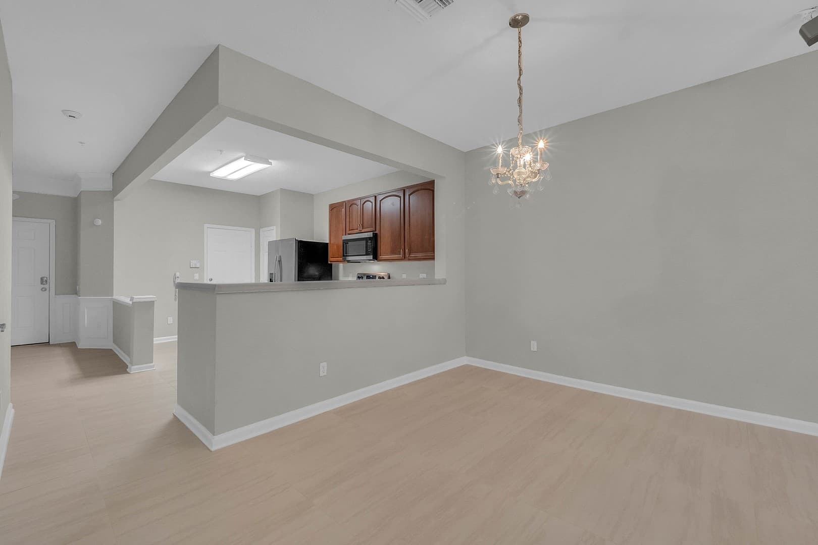 Orlando Apartment: 6302 Daysbrook Dr Unit 102