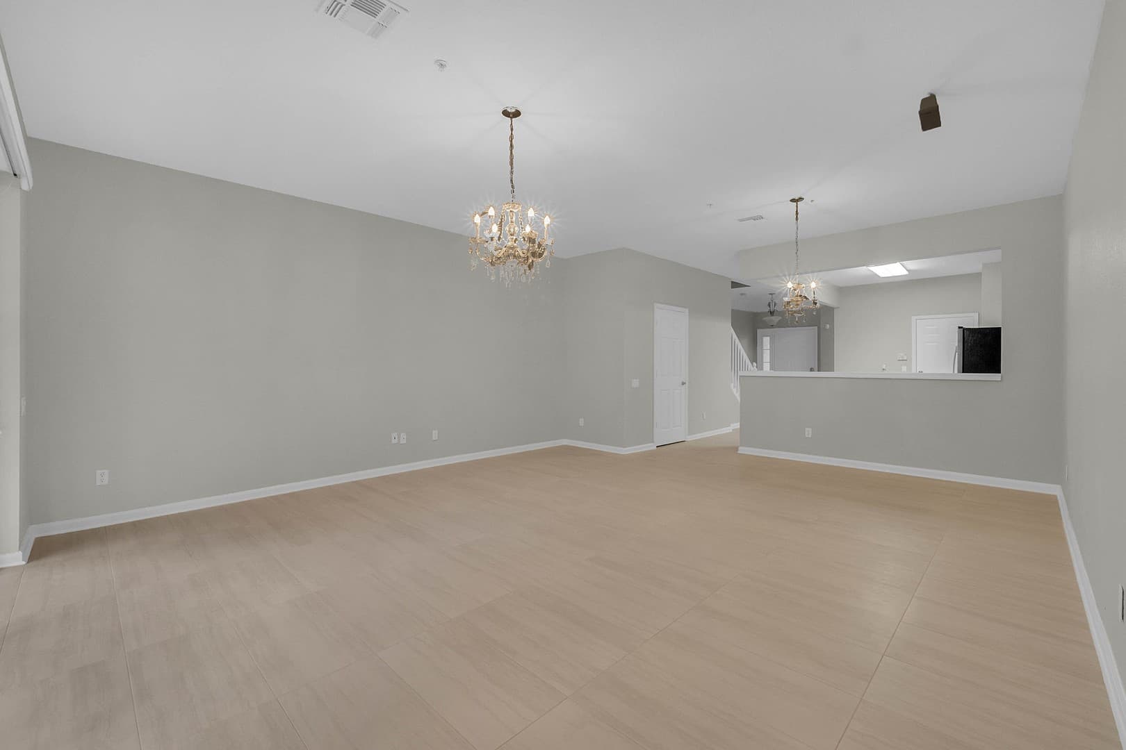 Orlando Apartment: 6302 Daysbrook Dr Unit 102