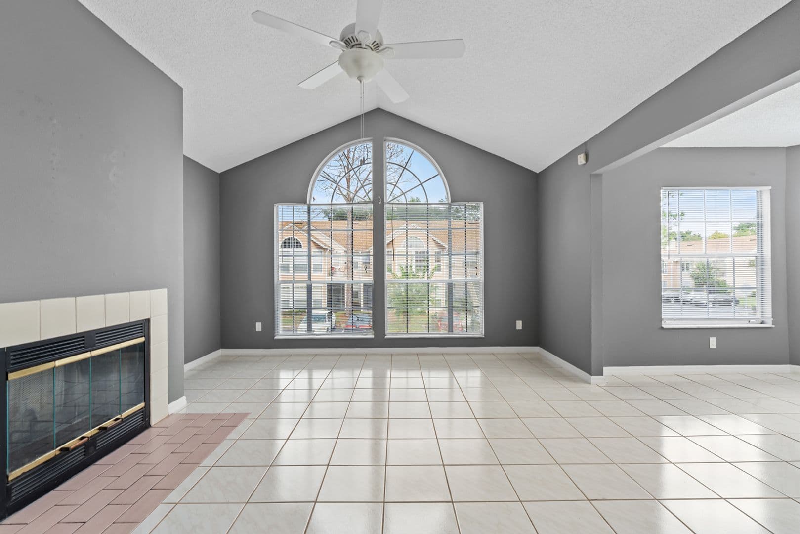 Altamonte Springs Apartment: 709 Youngstown Pkwy #364
