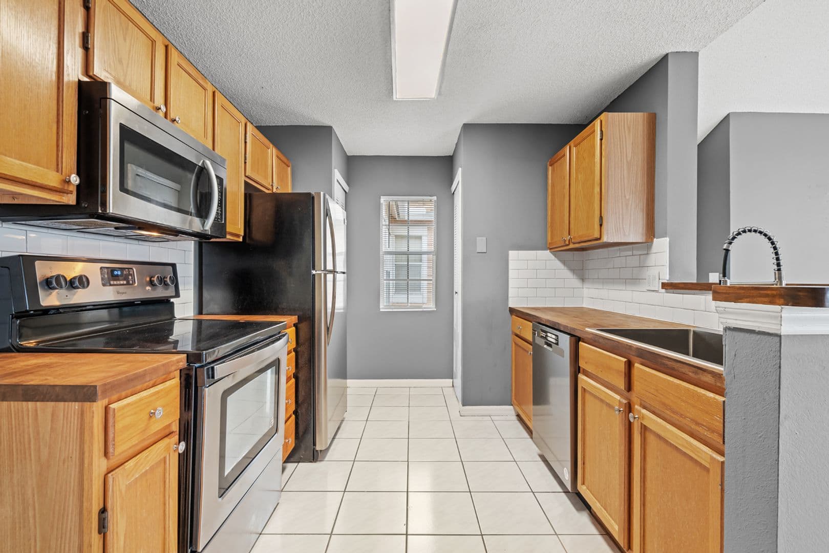 Altamonte Springs Apartment: 709 Youngstown Pkwy #364