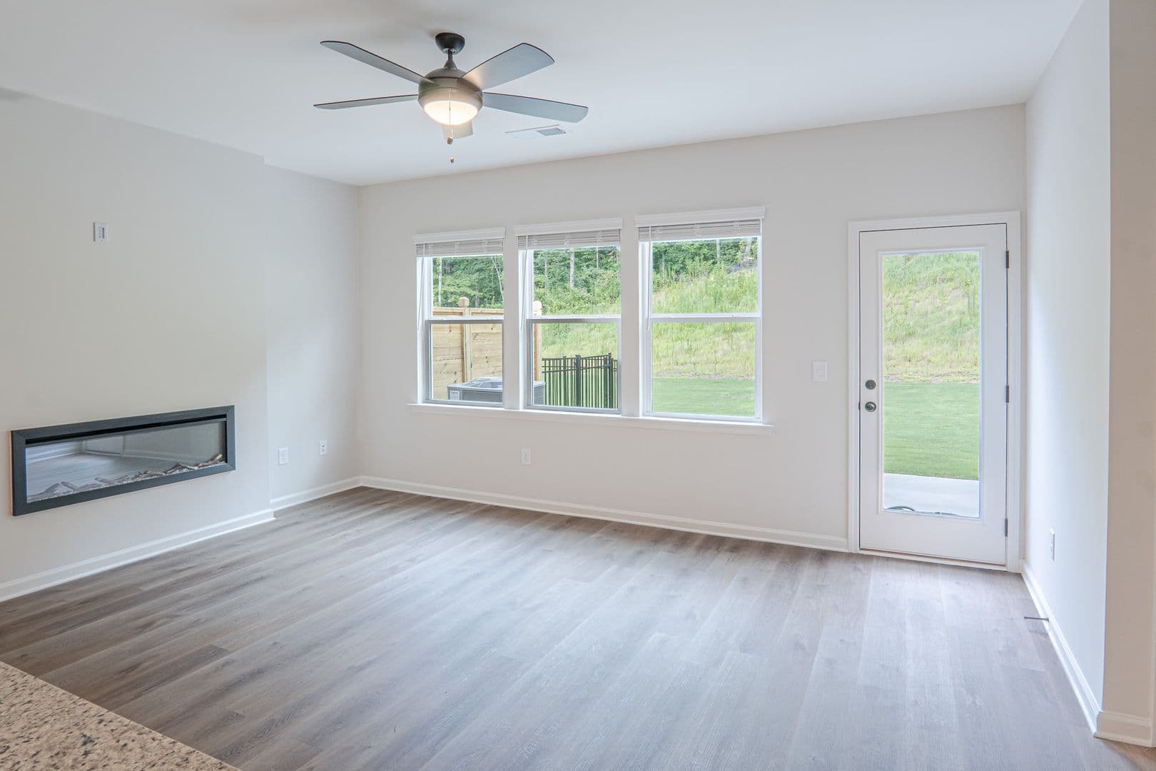 Jasper House: 365 Summit View Lane, Unit 5