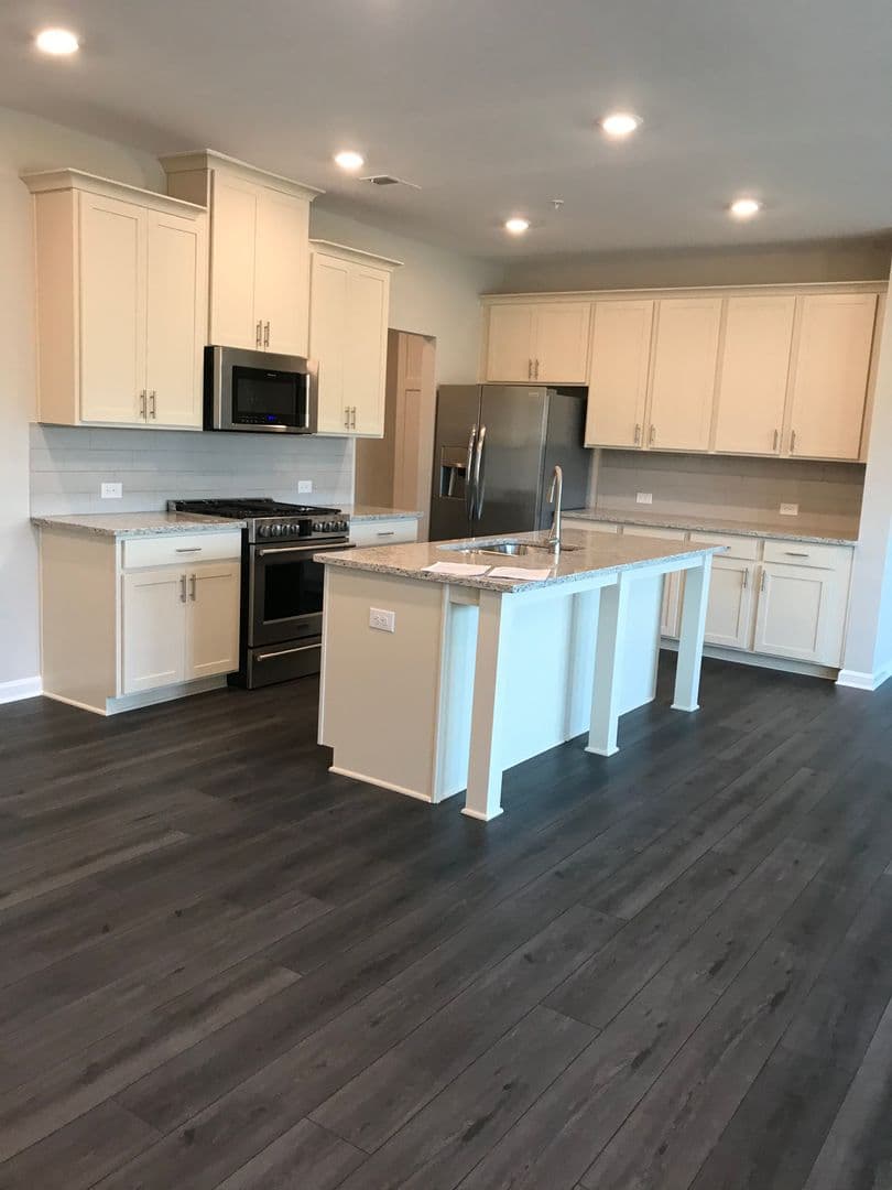Cumming House: 1302 Endicott Court