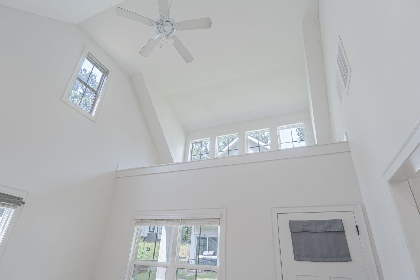 Atlanta House: 2400 Lowe Street NW - B