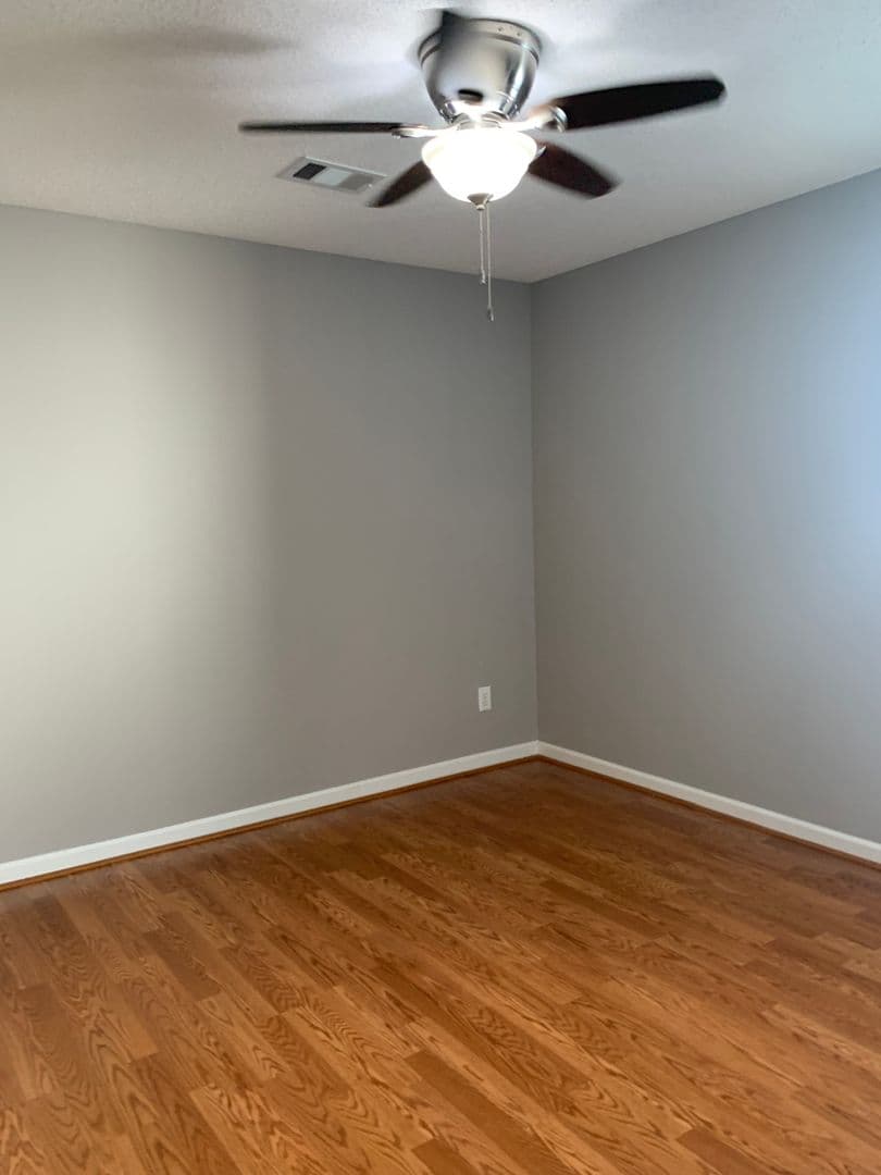 Alpharetta House: 435 Chippenham Ct