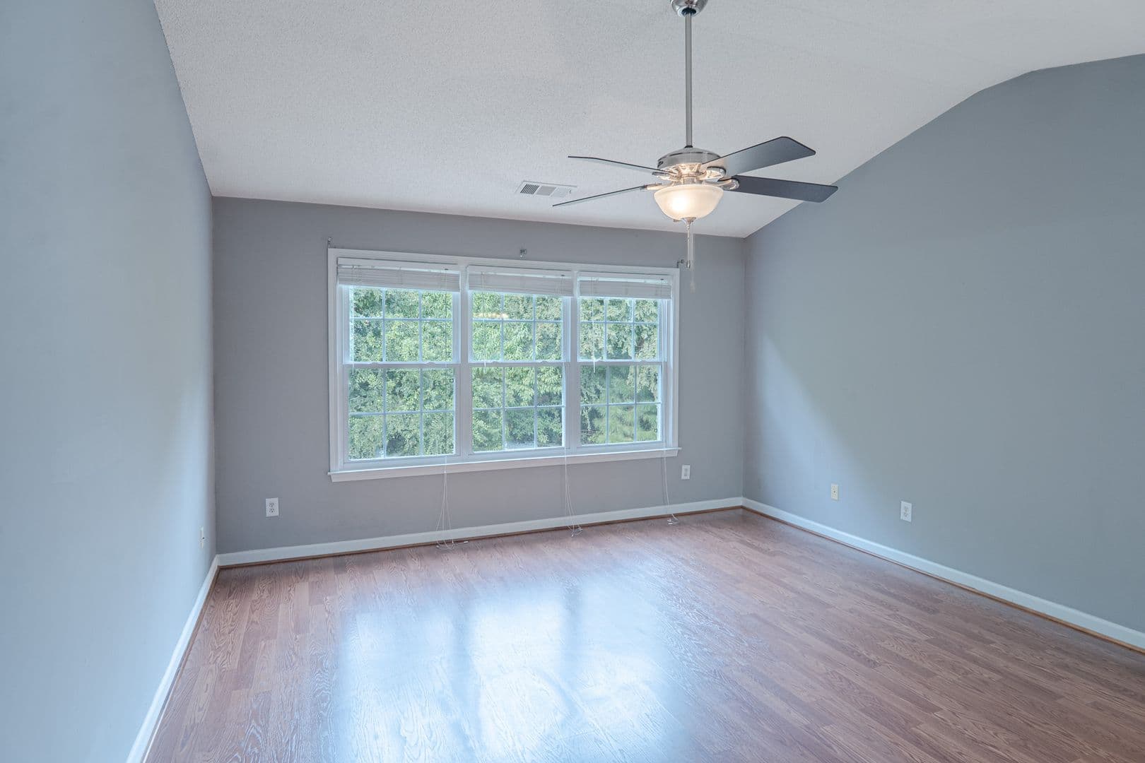 Alpharetta House: 435 Chippenham Ct
