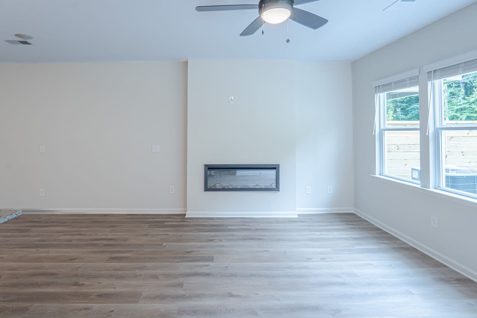 Jasper House: 365 Summit View Lane, Unit 5