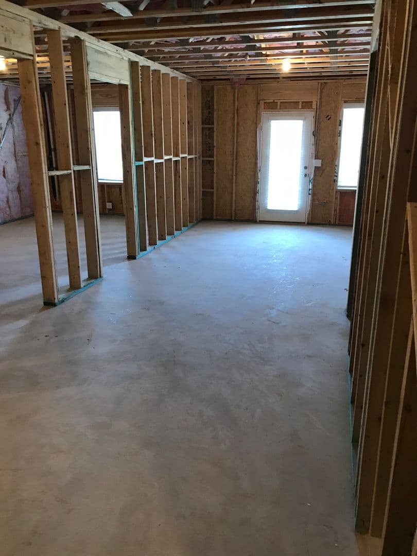 Cumming House: 1302 Endicott Court