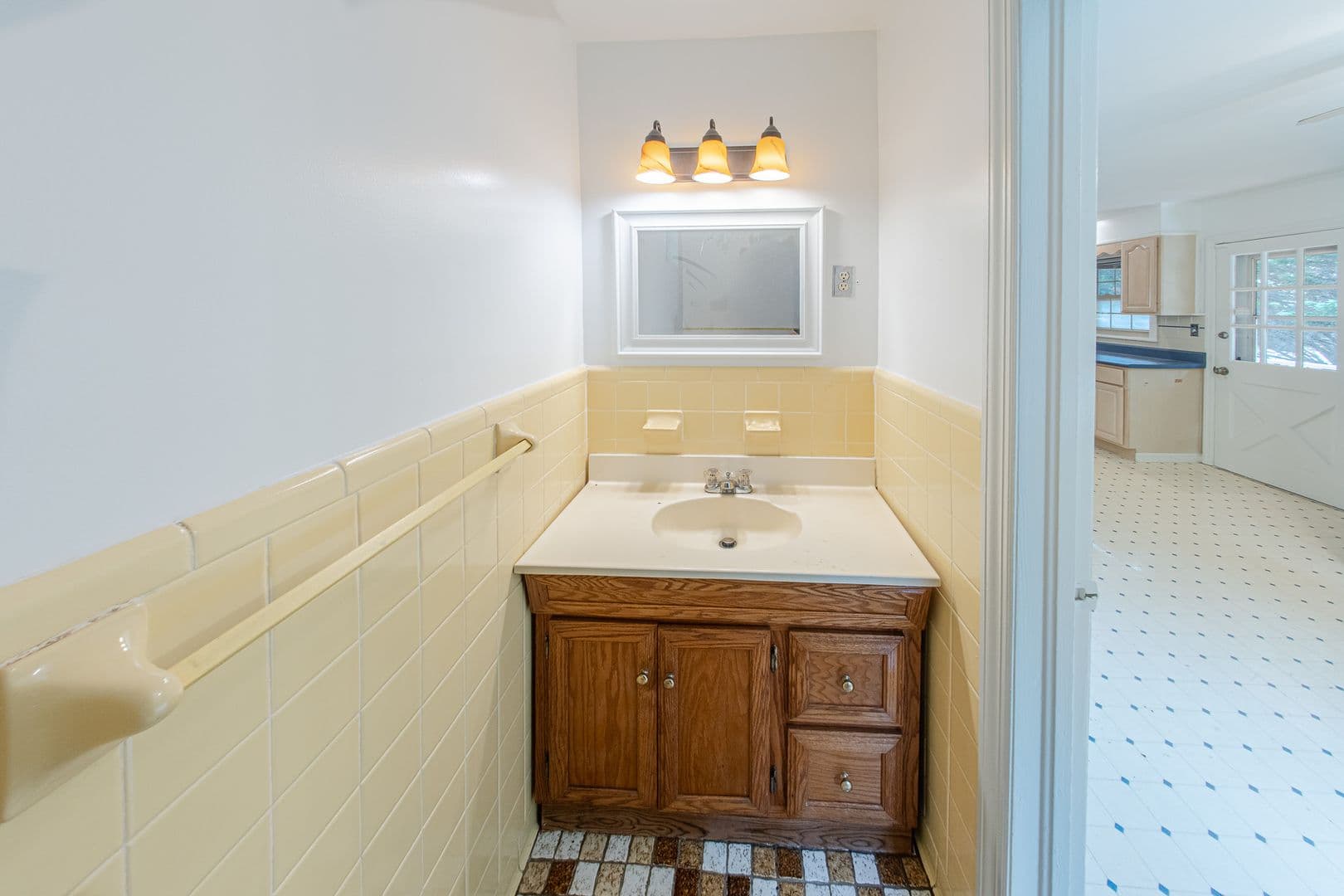 Smyrna House: 3021 Old Concord