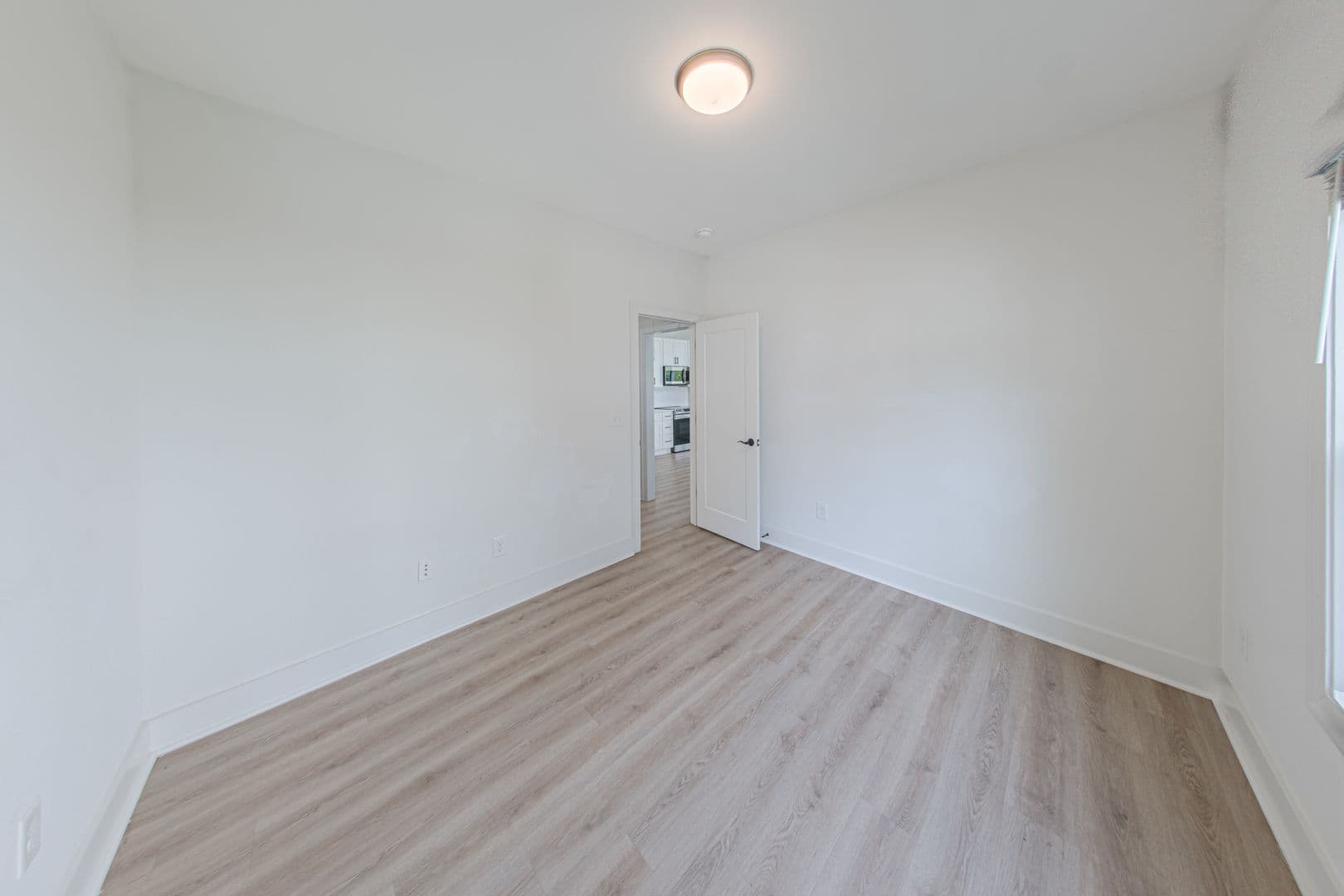 Atlanta House: 2400 Lowe Street NW - B