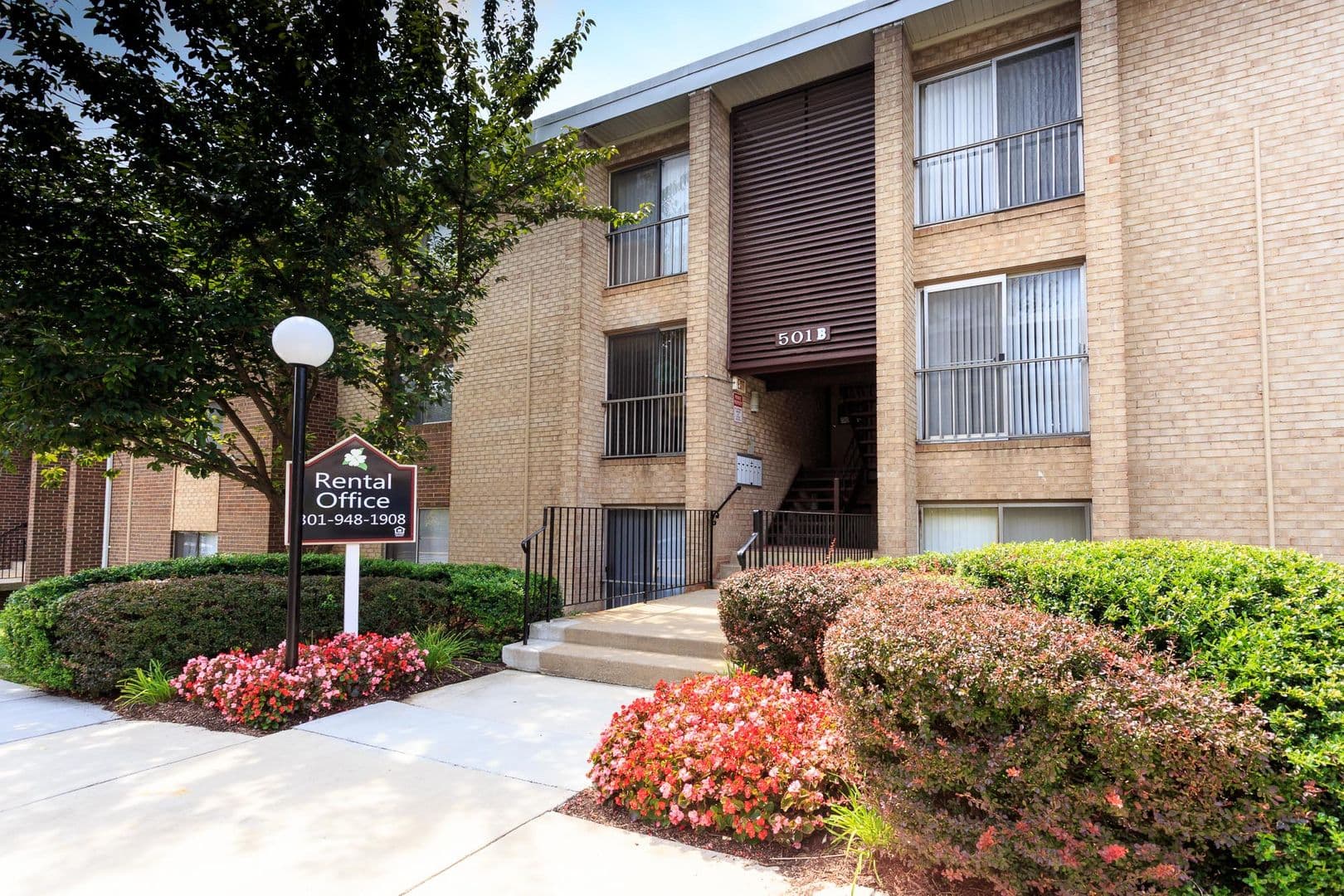 Gaithersburg Apartment: 501B S. Frederick Ave #3