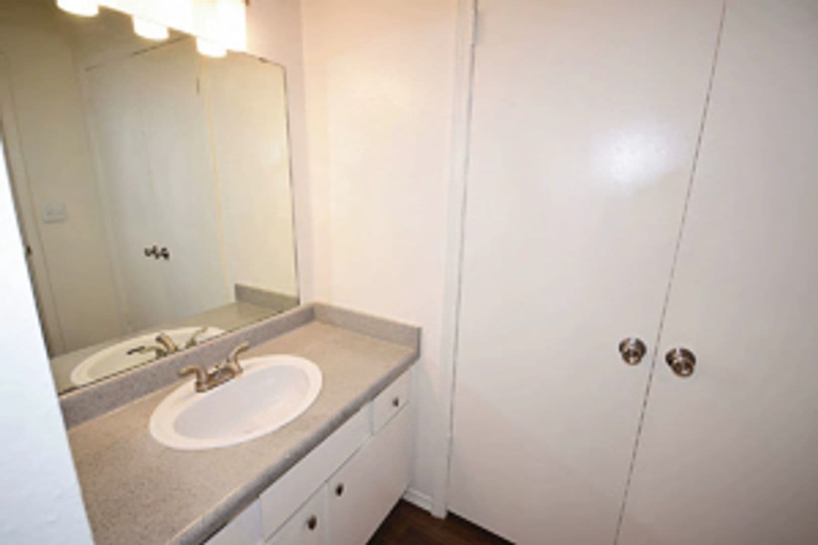 Norman Apartment: 1304 Wylie Rd