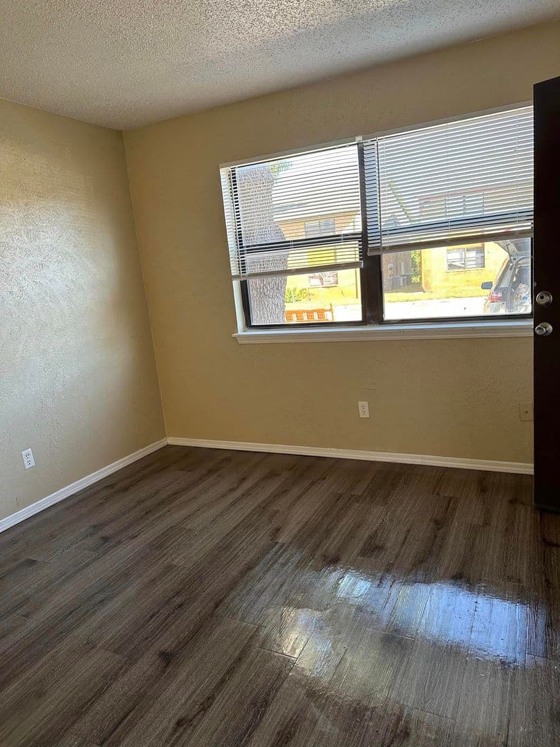 Oklahoma City Apartment: 6370 W. Wilshire