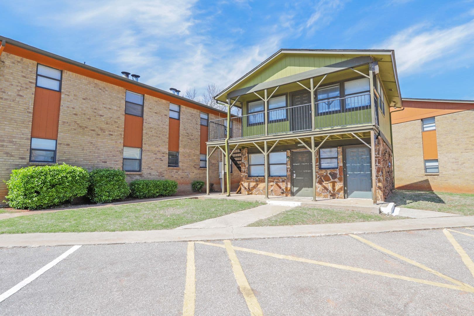 Oklahoma City Apartment: 6370 W. Wilshire