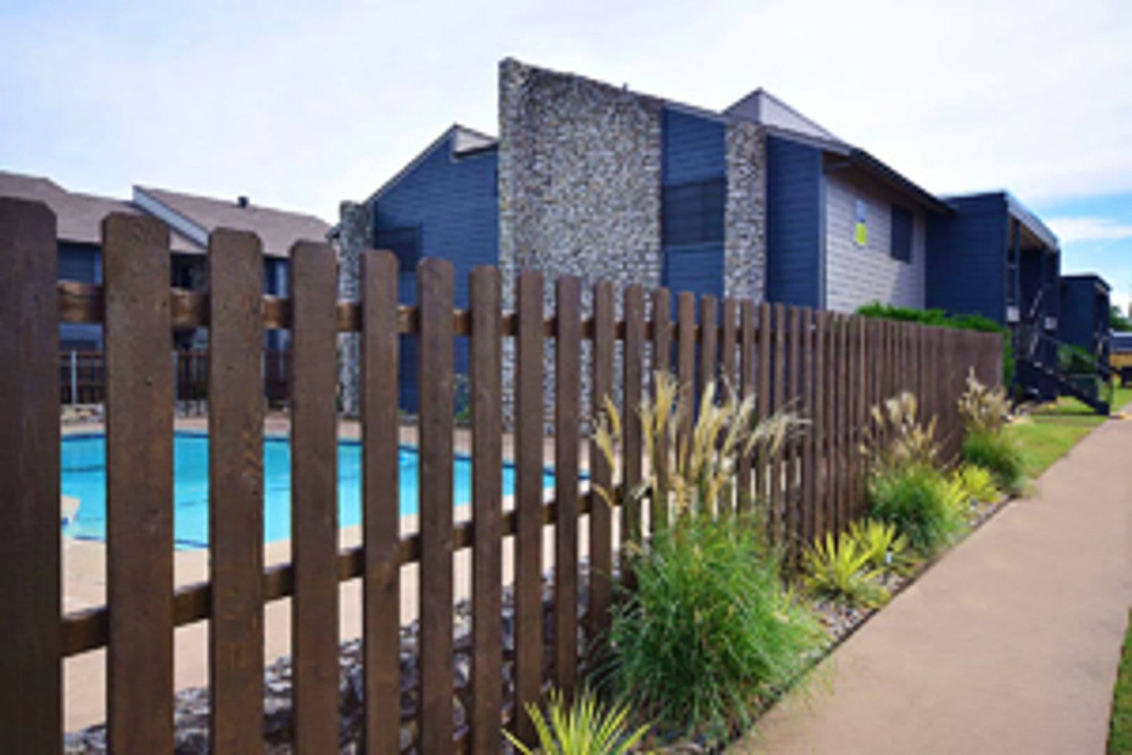 Norman Apartment: 1304 Wylie Rd