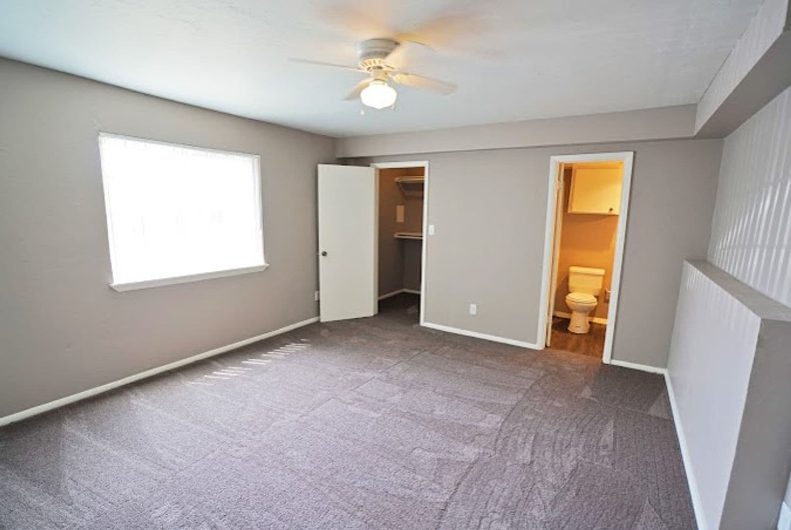Moore Apartment: 921 NE 12th St