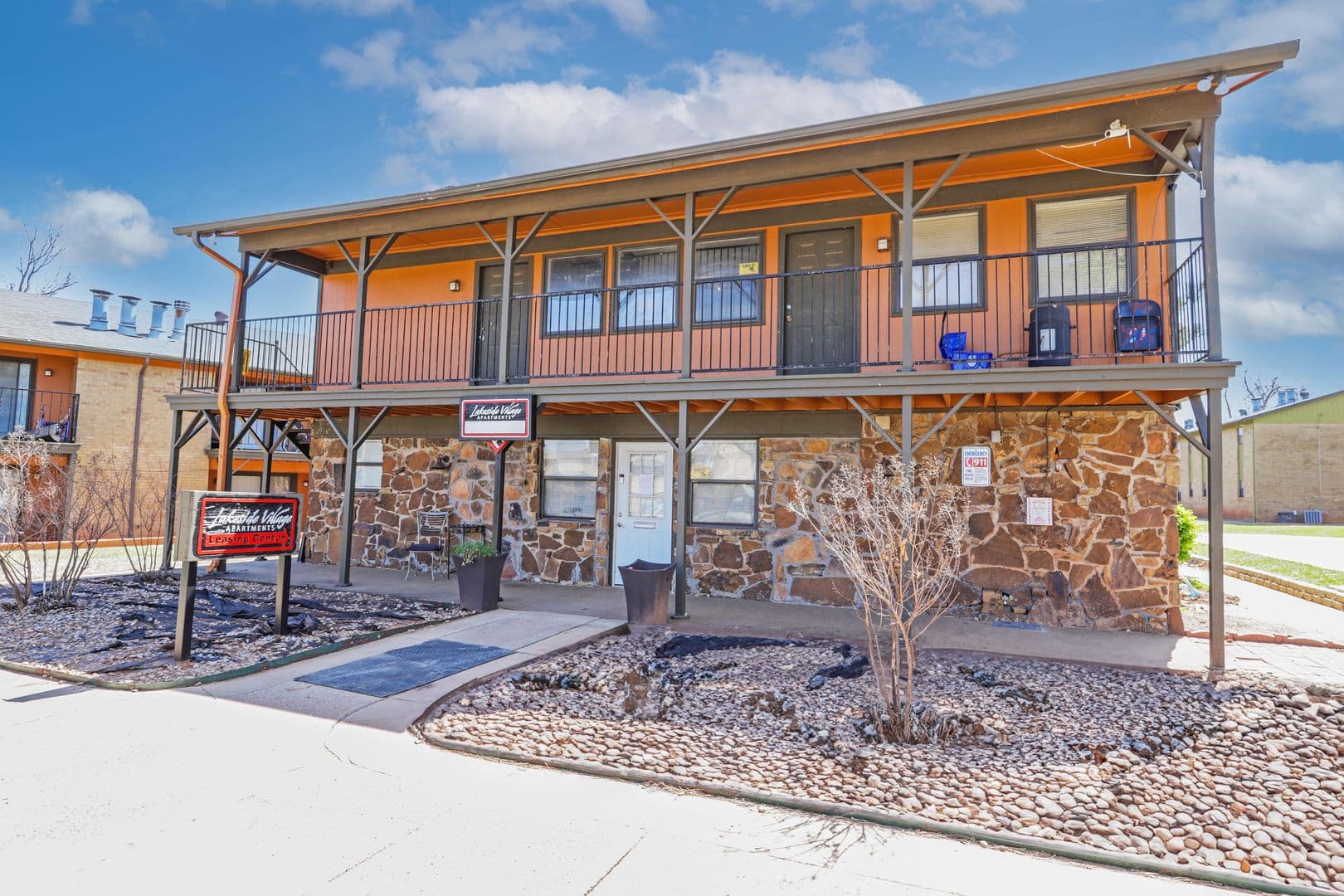 Oklahoma City Apartment: 6370 W. Wilshire