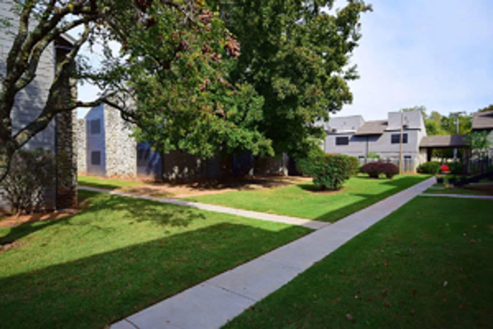 Norman Apartment: 1304 Wylie Rd