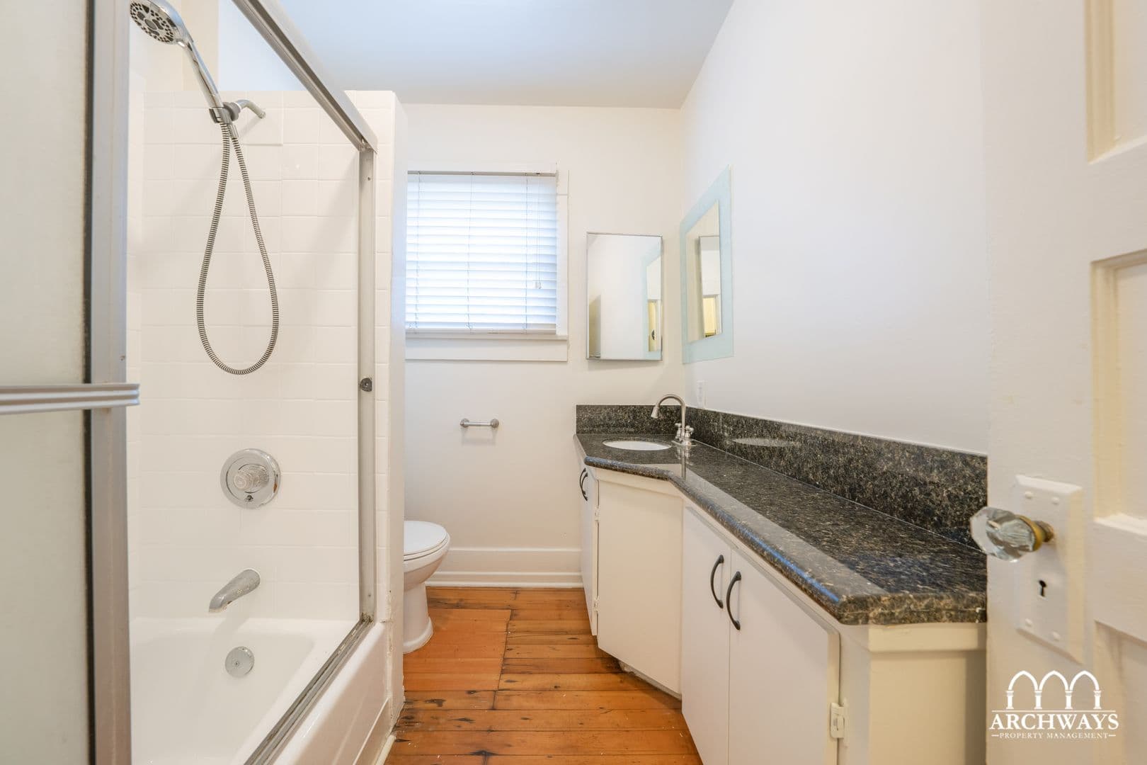 Santa Monica Apartment: 2320 Virginia Ave