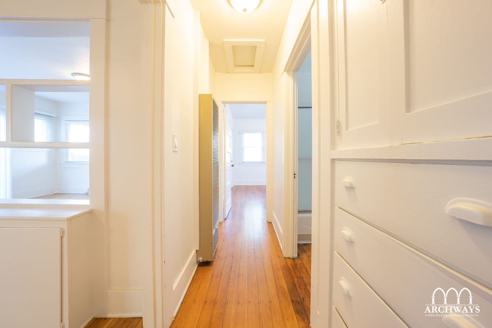 Santa Monica Apartment: 2320 Virginia Ave