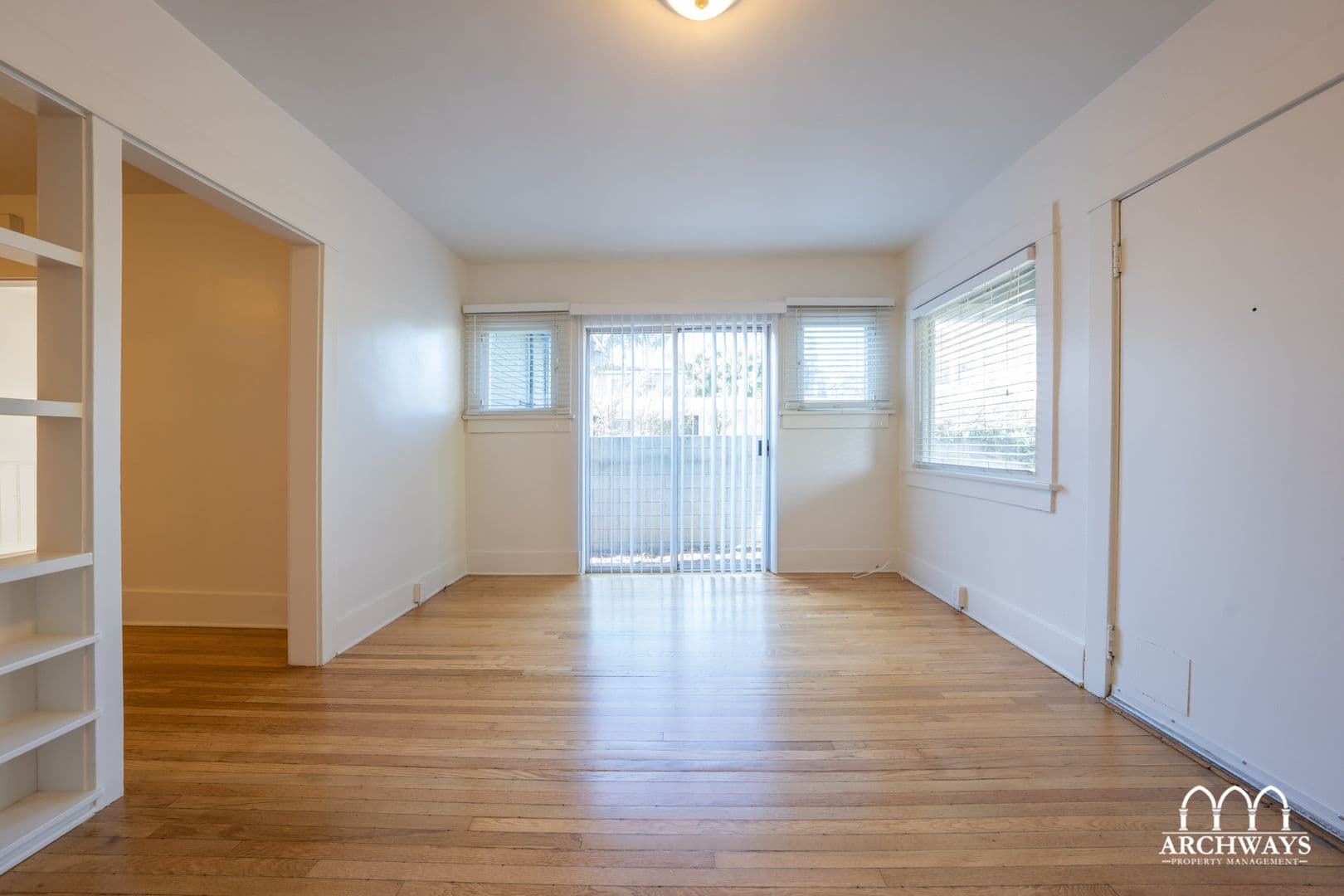 Santa Monica Apartment: 2320 Virginia Ave
