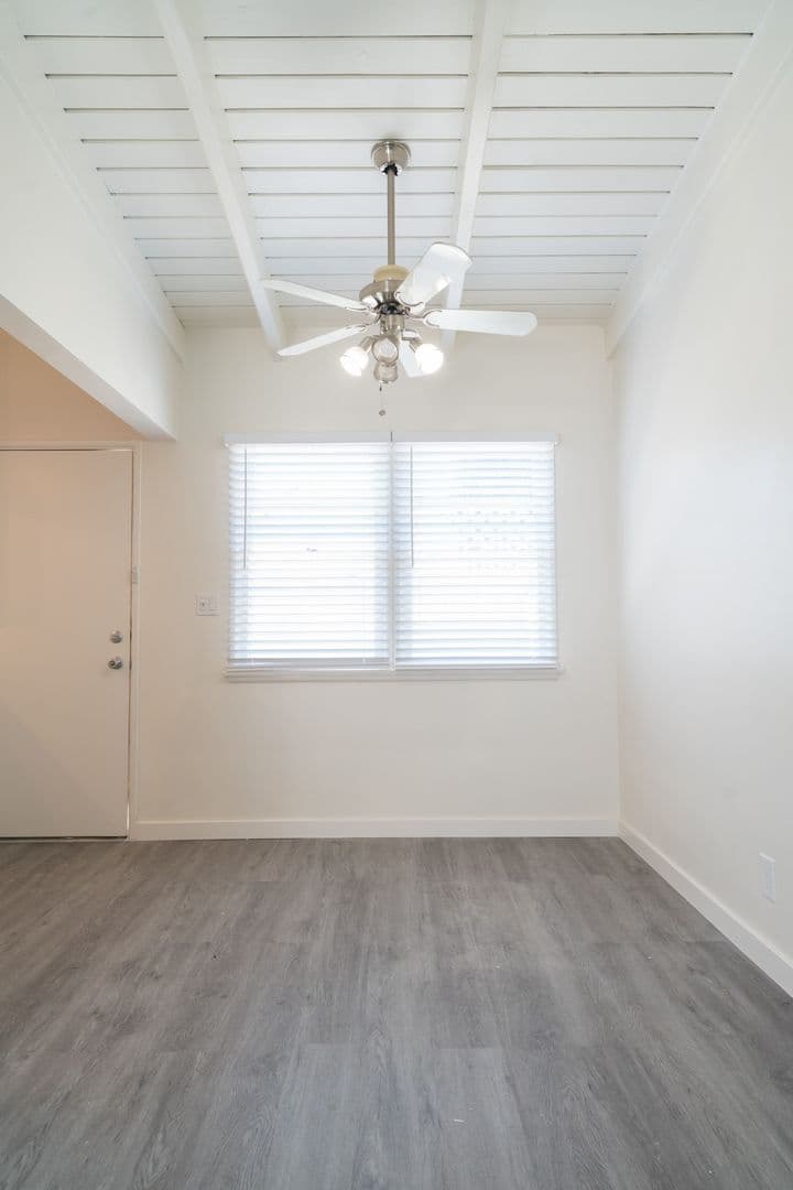 Santa Monica Apartment: 2320 Virginia Ave - D