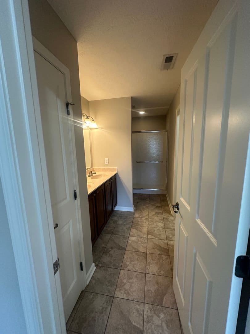 Lewis Center Apartment: 7312 Kirklington Street