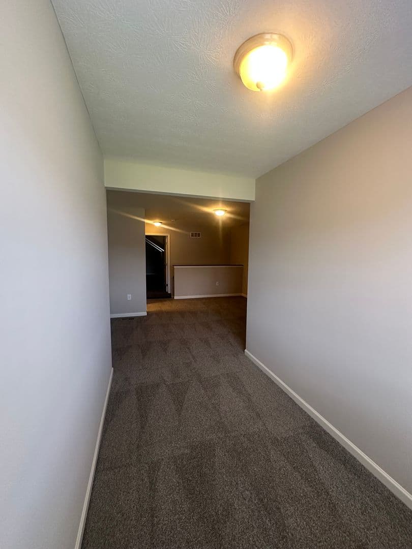 Lewis Center Apartment: 7312 Kirklington Street