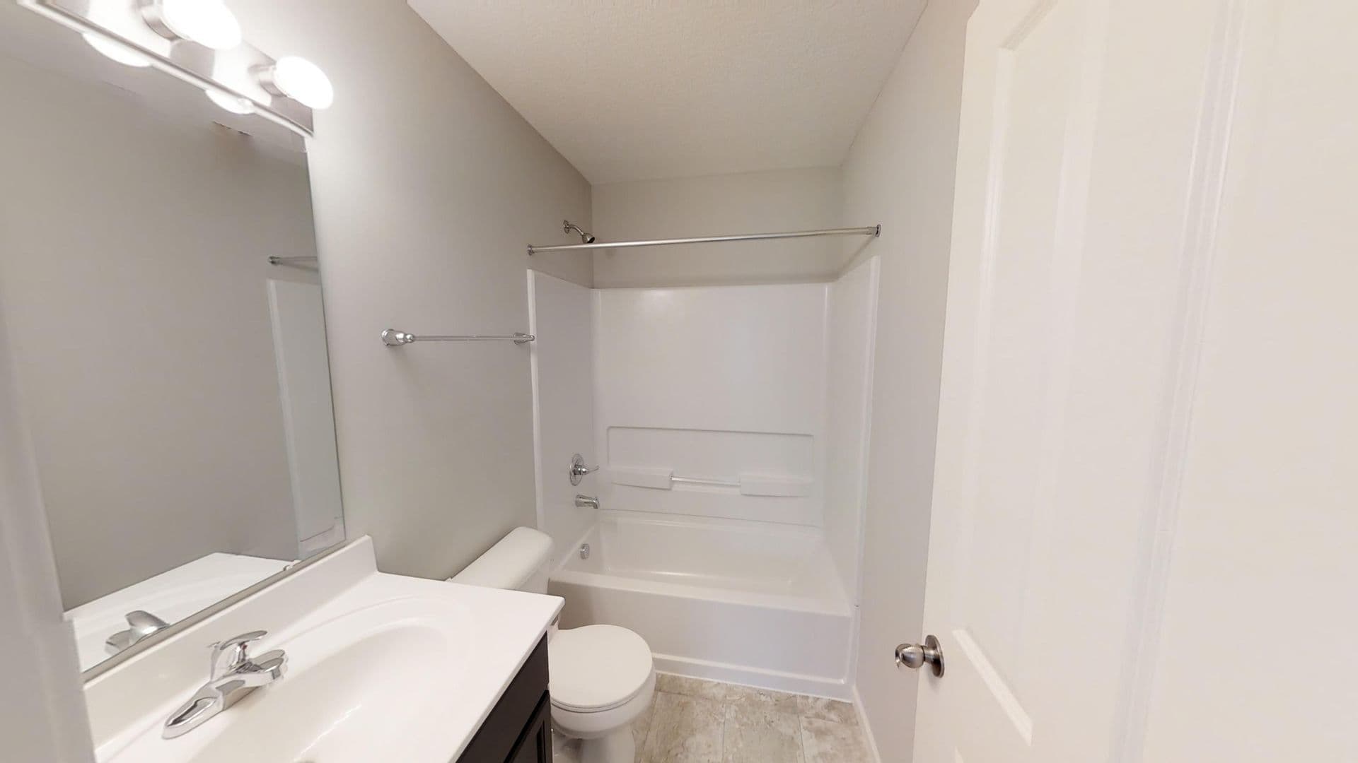 Grove City Apartment: 3831 Alkire Road